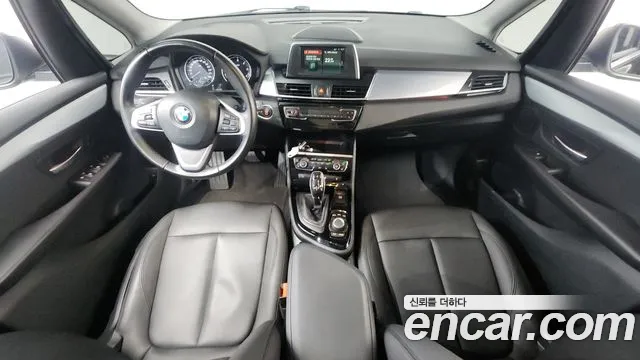 BMW 2 серия — интерьер