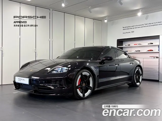Porsche Taycan — экстерьер