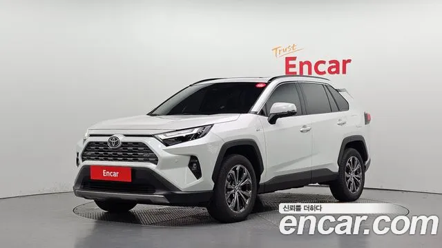 Toyota RAV4 — экстерьер