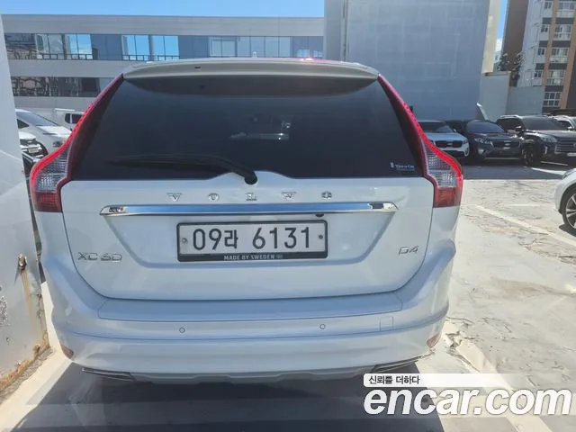 Volvo XC60 — интерьер