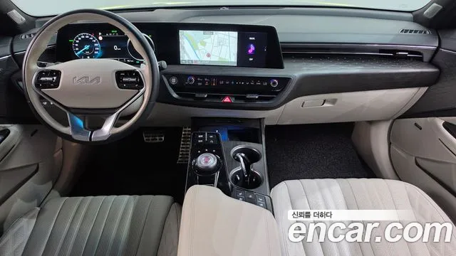Kia K8 — интерьер