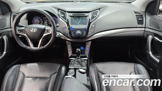 Hyundai i40 — интерьер