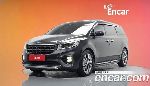 Kia Carnival — экстерьер