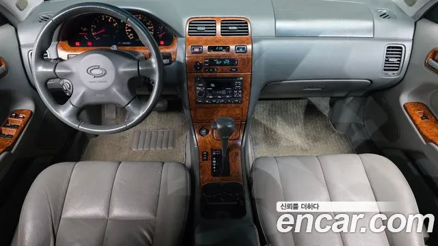 Renault Korea SM5 — интерьер