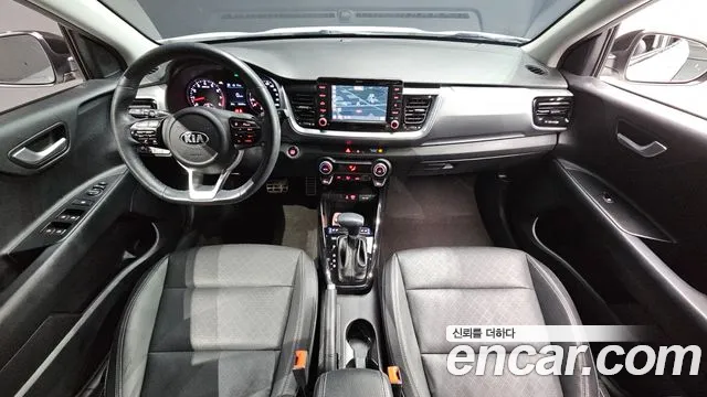 Kia Stonic — интерьер