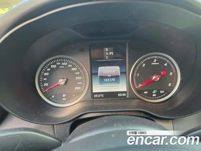 Mercedes-Benz C-класс — интерьер