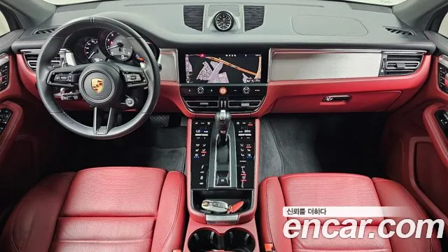 Porsche Macan — интерьер