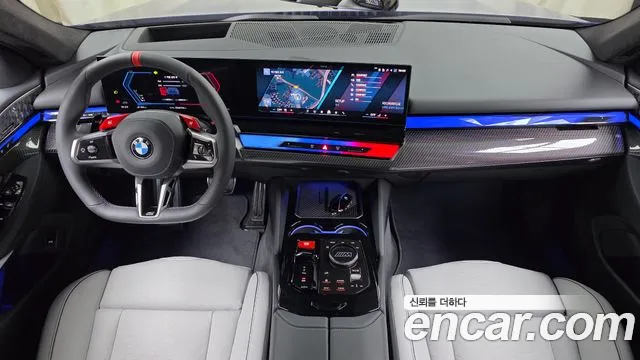 BMW M5 — интерьер