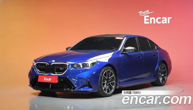 BMW M5 — экстерьер