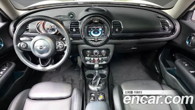 MINI Clubman — интерьер