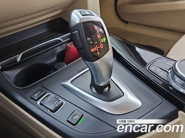 BMW 3 серия — интерьер