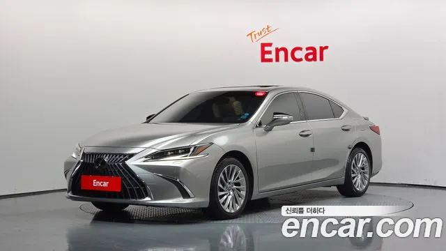 Lexus ES — экстерьер
