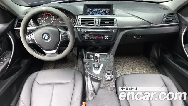BMW 3 серия — интерьер