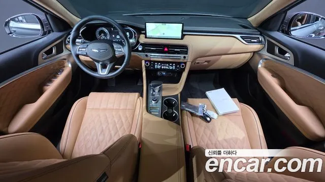 Genesis G70 — интерьер