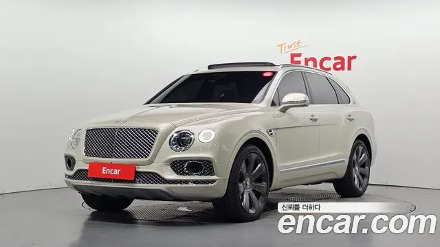 Bentley Bentayga — экстерьер