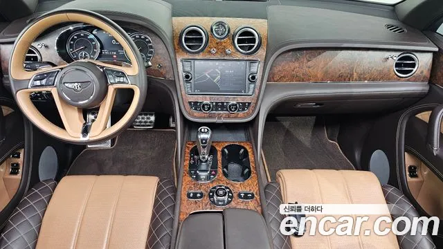 Bentley Bentayga — интерьер