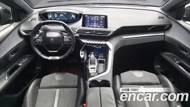 Peugeot 5008 — интерьер