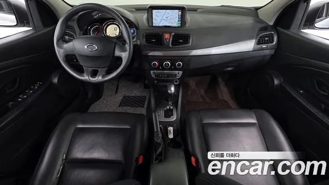 Renault Korea SM3 — интерьер