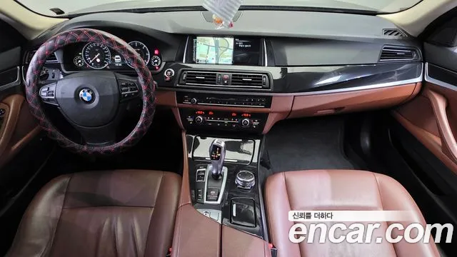 BMW 5 серия — интерьер