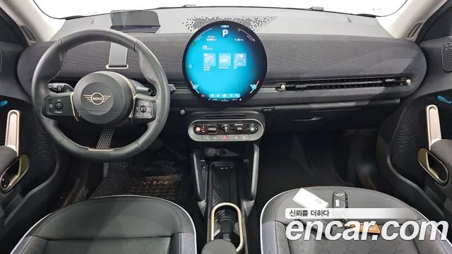 MINI Aceman — интерьер