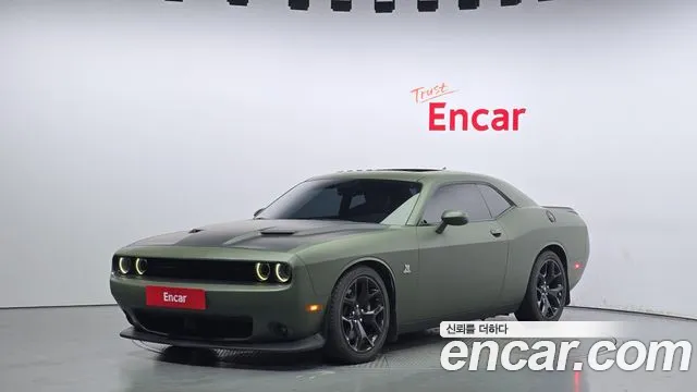 Dodge Challenger