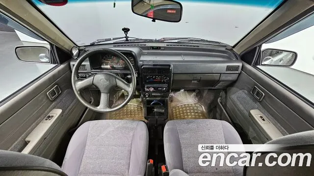 Kia Pride — интерьер