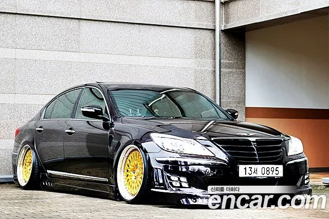 Hyundai Genesis