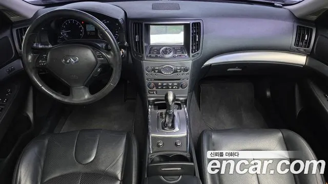 Infiniti G — интерьер