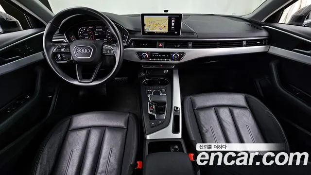 Audi A4 — интерьер