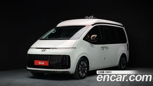 Hyundai Staria