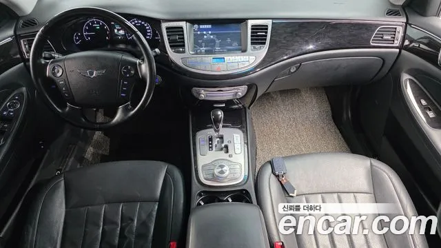 Hyundai Genesis — интерьер