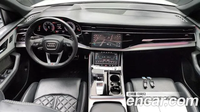 Audi Q8 — интерьер