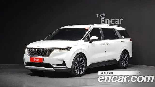 Kia Carnival — экстерьер
