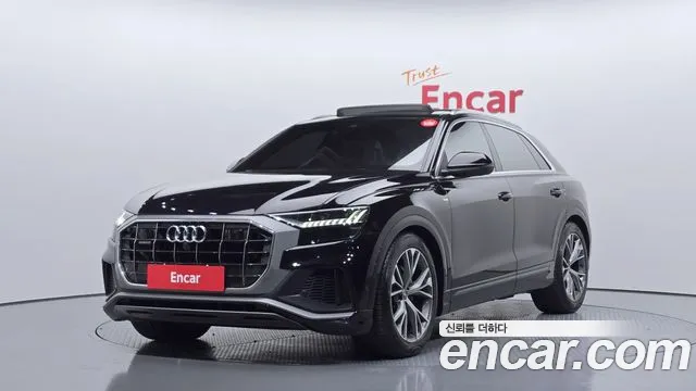 Audi Q8