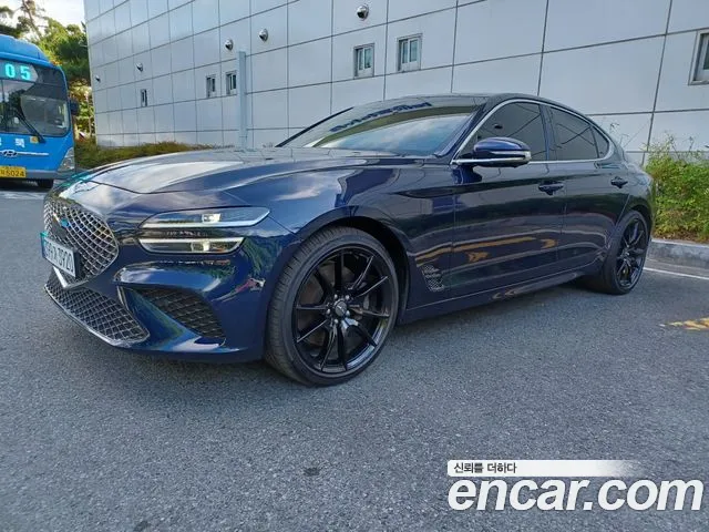 Genesis G70