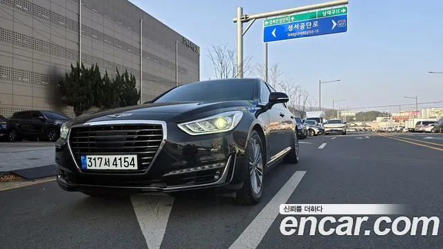 Genesis EQ900