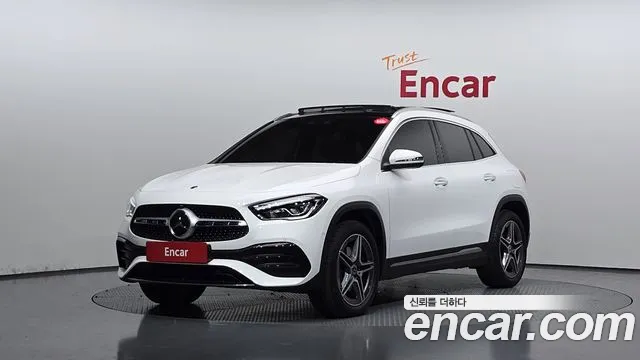 Mercedes-Benz GLA-класс
