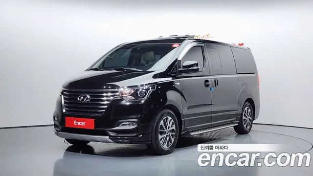 Hyundai Starex