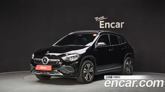Mercedes-Benz GLA-класс