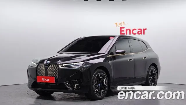 BMW iX