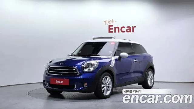 MINI Paceman