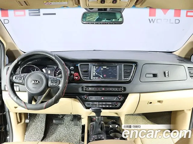 Kia Carnival — интерьер