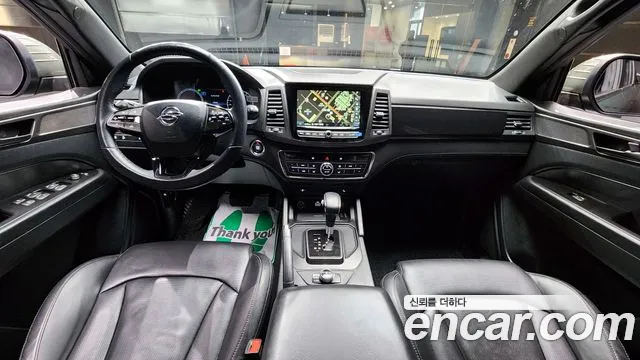 KG Mobility Rexton — интерьер