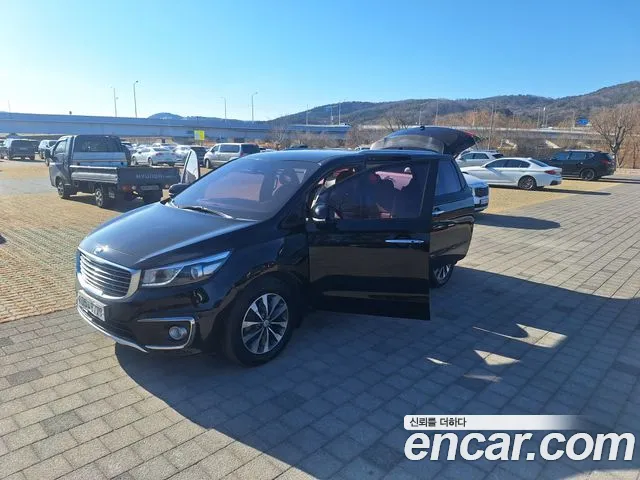 Kia Carnival — интерьер
