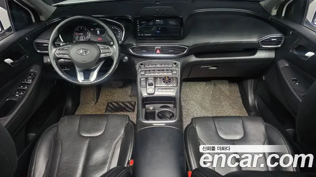 Hyundai Santa Fe — интерьер
