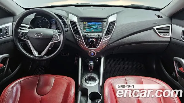 Hyundai Veloster — интерьер