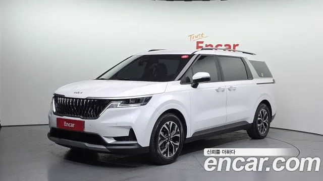 Kia Carnival — экстерьер