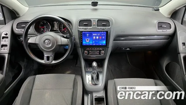 Volkswagen Golf — интерьер