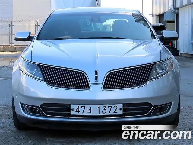 Lincoln MKS