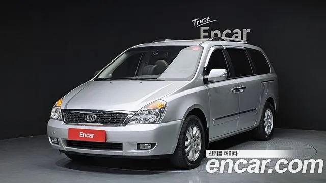 Kia Carnival — экстерьер